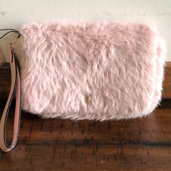 Victoria Secret Faux Fur Pink Clutch Nwot - Picture 1 of 3